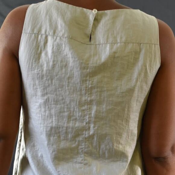 Shin Choi Dress Beige Minimalist Shift A Line Mini Shimmer Sleeveless Size Small - Picture 5 of 12